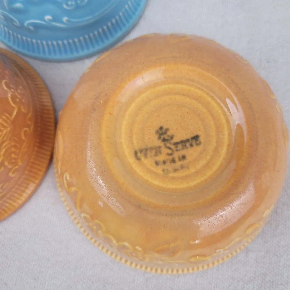 Vintage Homer Laughlin Oven Serve Ceramic Ramekin Custard Set Floral Embossed‎